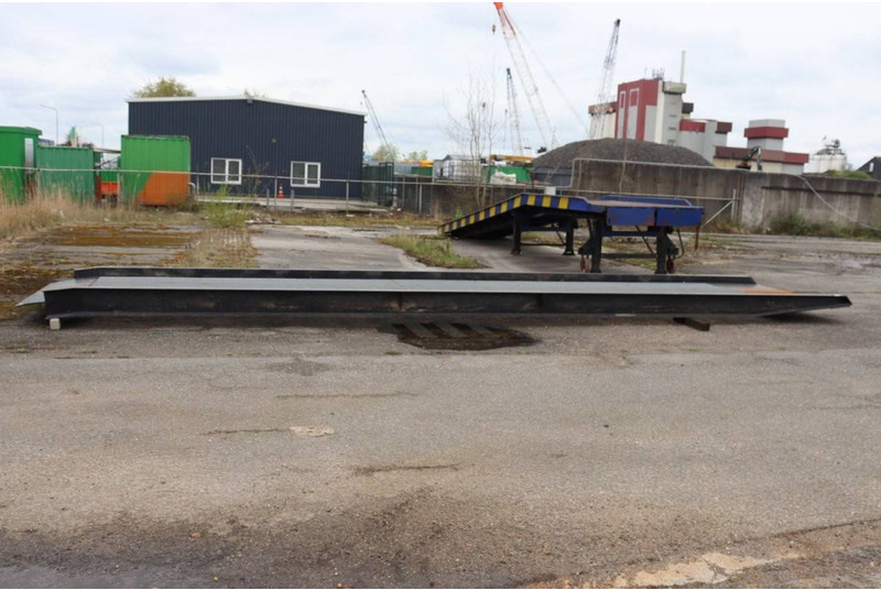 Onbekend - Planhenger/ Flathenger: bilde 1 Onbekend - Planhenger/ Flathenger: bilde 1