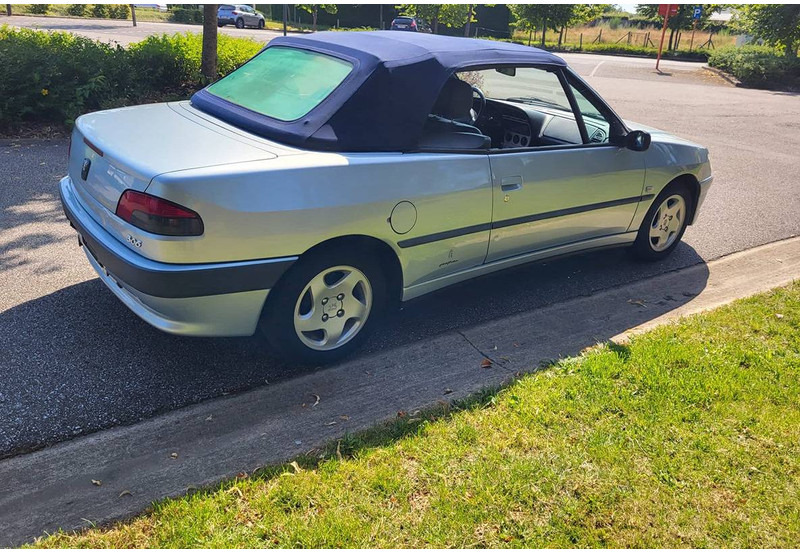 Peugeot 306 Cabriolet 1.6 Automatic - Personenbil: bilde 4 Peugeot 306 Cabriolet 1.6 Automatic - Personenbil: bilde 4