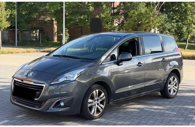 Peugeot 5008 (I - phase 2) 2.0 HDi - Sedan: bilde 1 Peugeot 5008 (I - phase 2) 2.0 HDi - Sedan: bilde 1