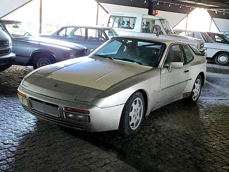 Porsche 944 Turbo - Sedan: bilde 1 Porsche 944 Turbo - Sedan: bilde 1