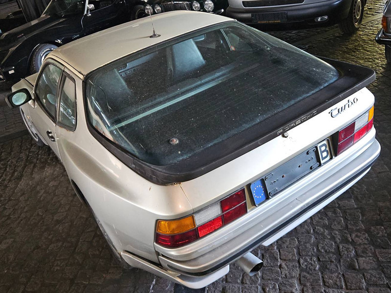 Porsche 944 Turbo - Sedan: bilde 2 Porsche 944 Turbo - Sedan: bilde 2