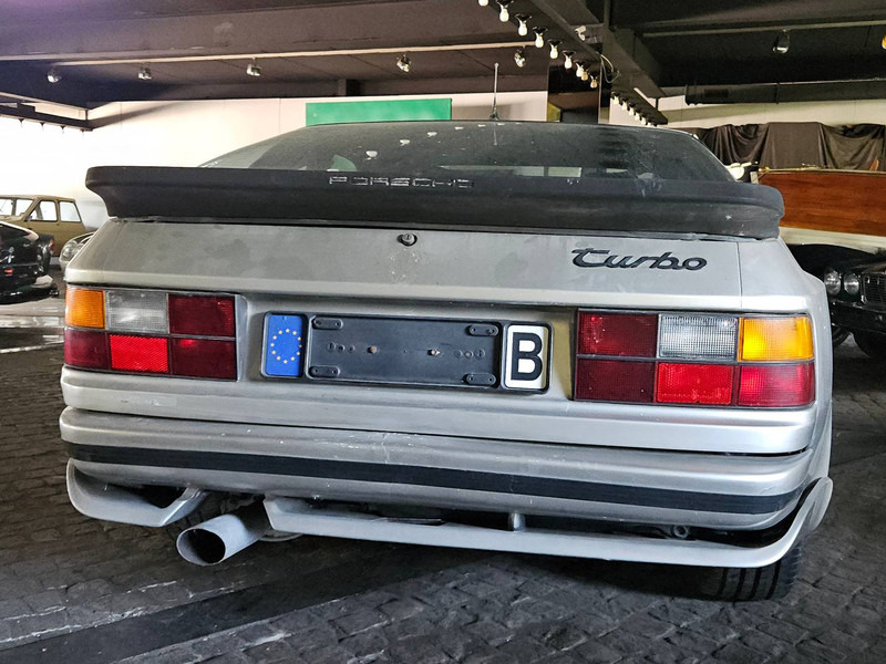 Porsche 944 Turbo - Sedan: bilde 3 Porsche 944 Turbo - Sedan: bilde 3