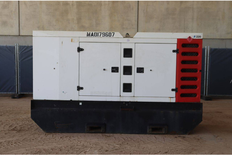 SDMO R220C3 - Elektrisk generator: bilde 2 SDMO R220C3 - Elektrisk generator: bilde 2