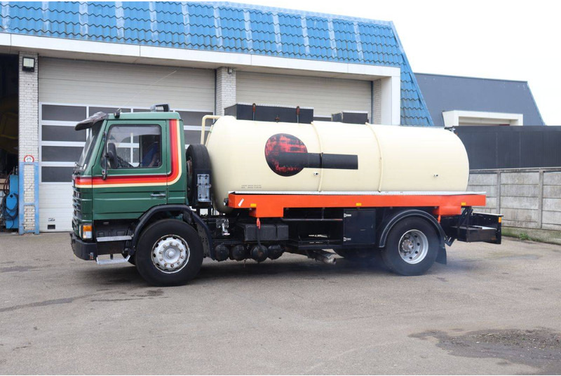 Scania P82 CG13 - Skapbil: bilde 1 Scania P82 CG13 - Skapbil: bilde 1