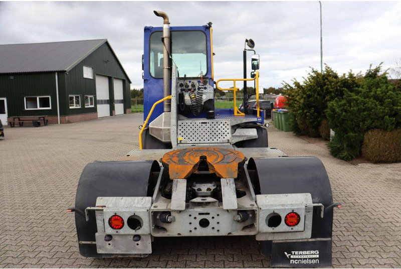 Terberg YT223 - Terminaltraktor: bilde 5 Terberg YT223 - Terminaltraktor: bilde 5