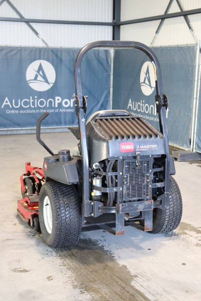 Toro Z Master Professional 7000 series - Gressklipper: bilde 4 Toro Z Master Professional 7000 series - Gressklipper: bilde 4