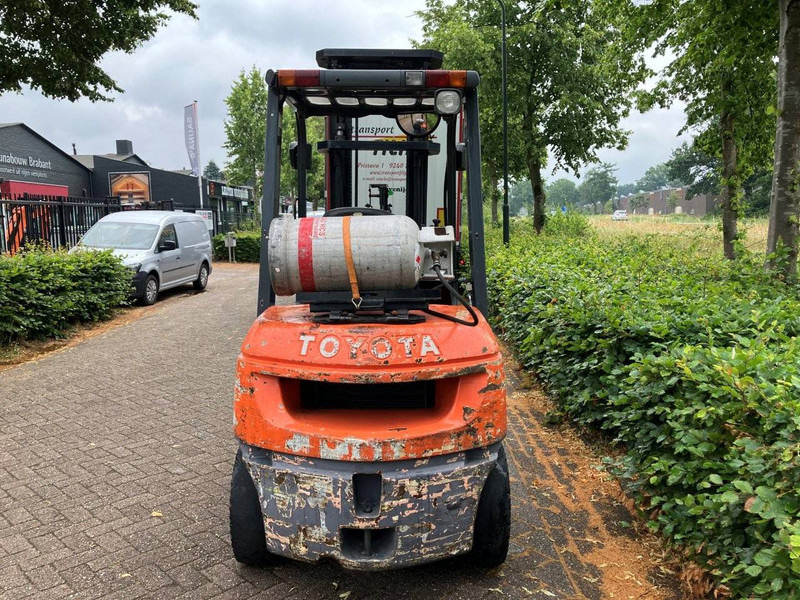 Toyota 02-7FGF30 - Gasstruck: bilde 4 Toyota 02-7FGF30 - Gasstruck: bilde 4