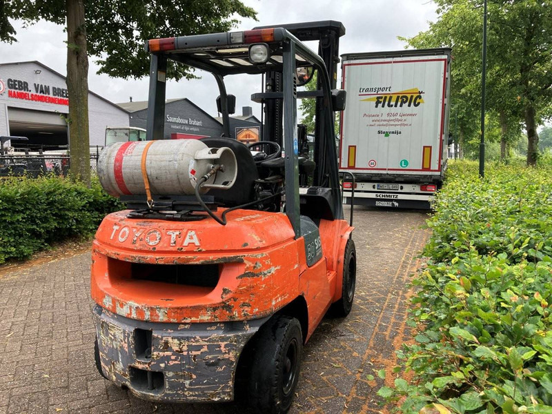 Toyota 02-7FGF30 - Gasstruck: bilde 5 Toyota 02-7FGF30 - Gasstruck: bilde 5