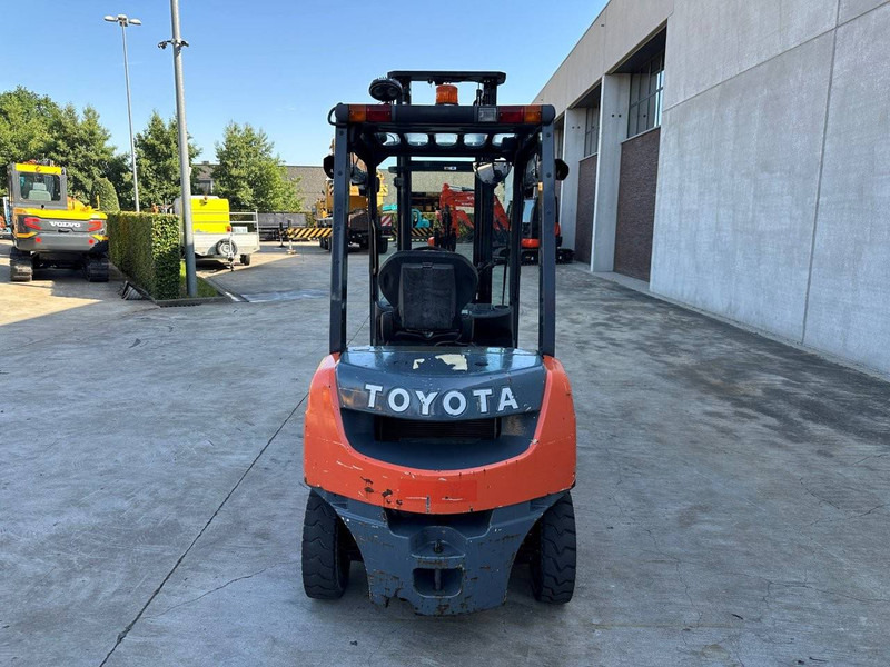 Toyota 02-8FDF20 - Dieseltruck: bilde 5 Toyota 02-8FDF20 - Dieseltruck: bilde 5