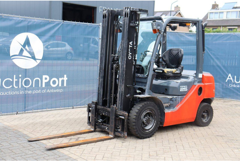 Dieseltruck Toyota 06-8FD25F: bilde 9