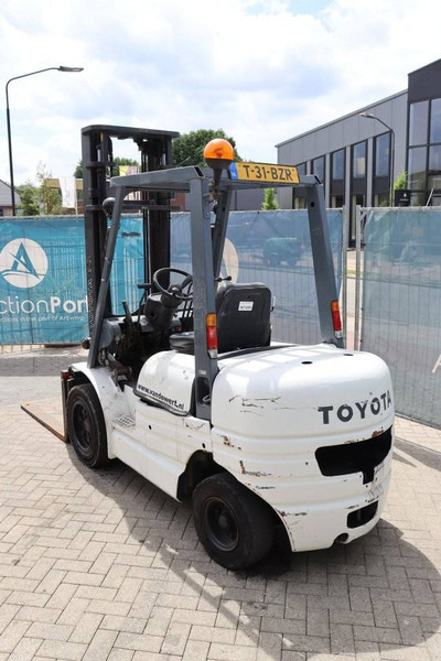 Toyota 62-6FDF30 - Dieseltruck: bilde 5 Toyota 62-6FDF30 - Dieseltruck: bilde 5