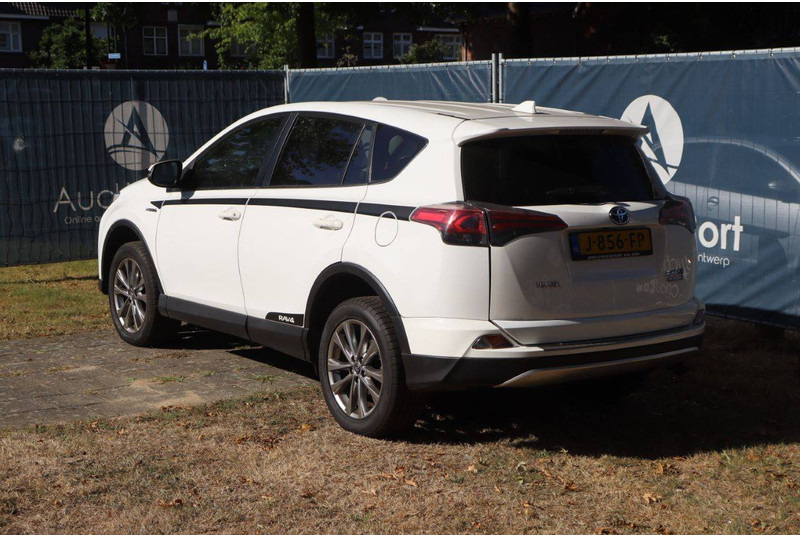 Toyota RAV4 - SUV: bilde 4 Toyota RAV4 - SUV: bilde 4