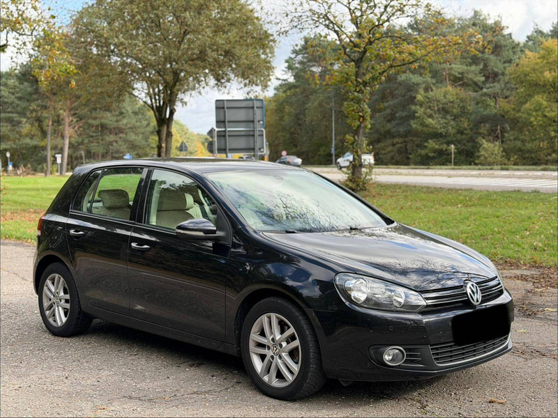 Volkswagen Golf 2.0 TDI - Sedan: bilde 5 Volkswagen Golf 2.0 TDI - Sedan: bilde 5