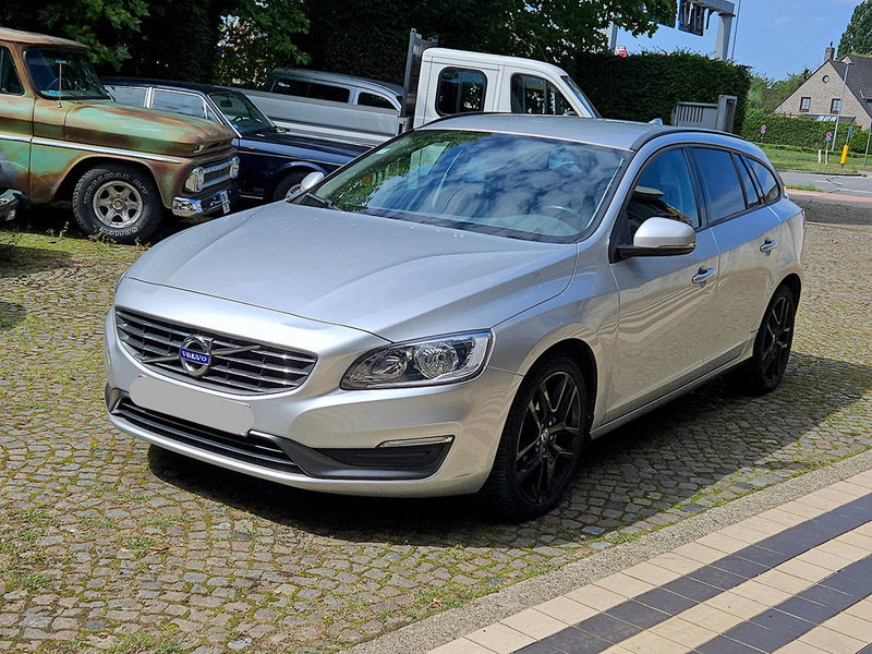 Volvo V60 D3 - Sedan: bilde 1 Volvo V60 D3 - Sedan: bilde 1