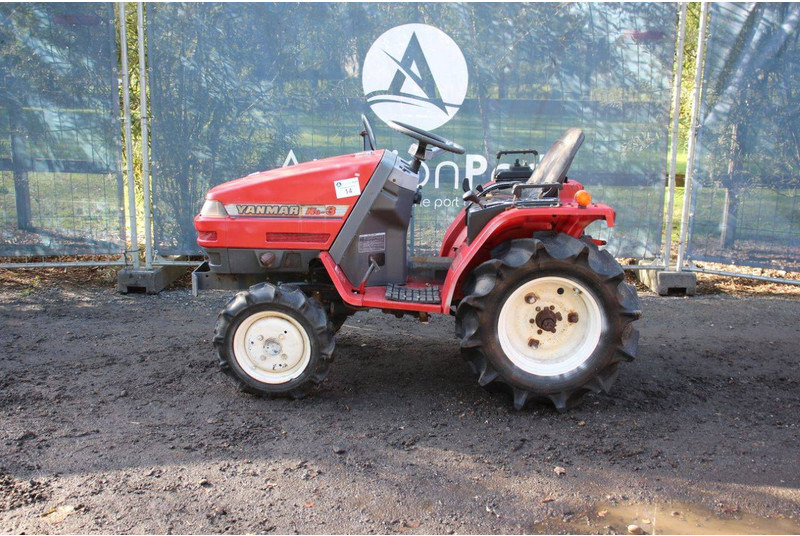 Yanmar KE-3 - Traktor: bilde 2 Yanmar KE-3 - Traktor: bilde 2