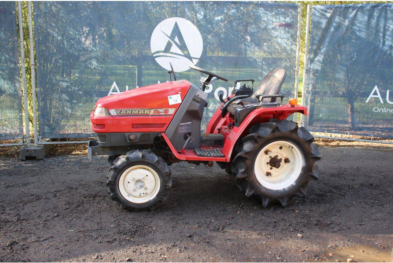 Yanmar KE-3 - Traktor: bilde 1 Yanmar KE-3 - Traktor: bilde 1