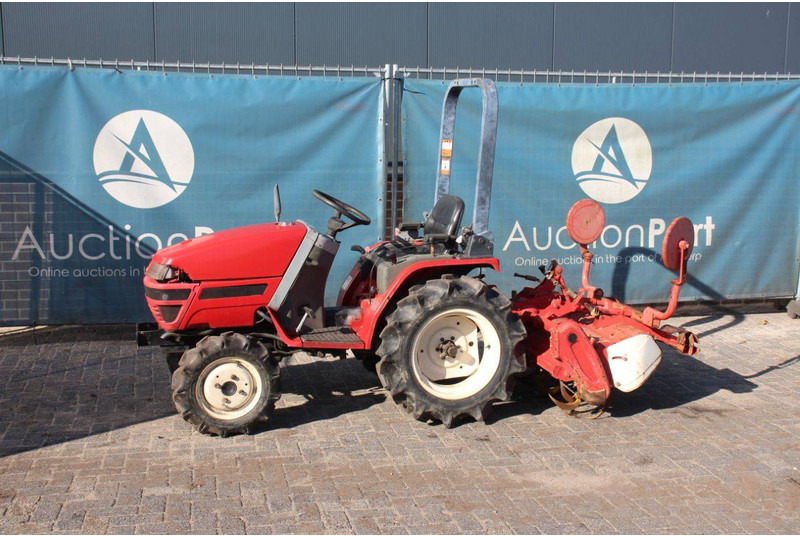 Yanmar KE-50 - Traktor: bilde 1 Yanmar KE-50 - Traktor: bilde 1