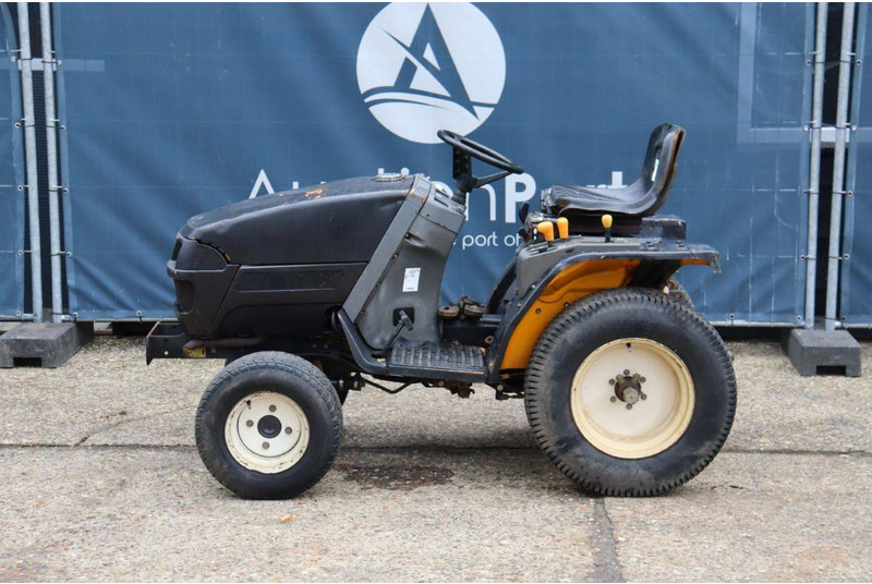 Yanmar Ke-100 - Traktor: bilde 2 Yanmar Ke-100 - Traktor: bilde 2