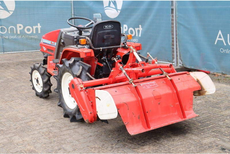 Yanmar Ke-3 - Traktor: bilde 4 Yanmar Ke-3 - Traktor: bilde 4