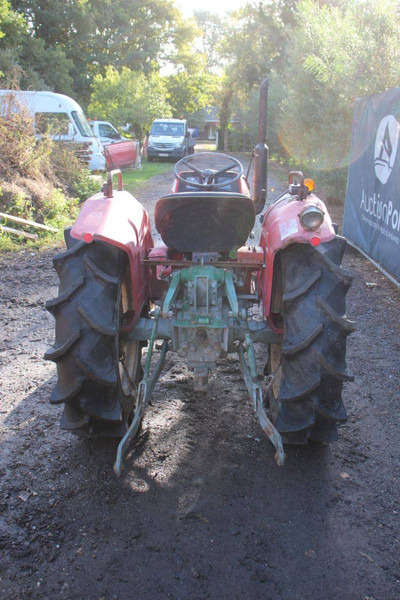 Yanmar YM2310 - Traktor: bilde 4 Yanmar YM2310 - Traktor: bilde 4