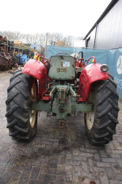 Yanmar YM3110D - Traktor: bilde 4 Yanmar YM3110D - Traktor: bilde 4