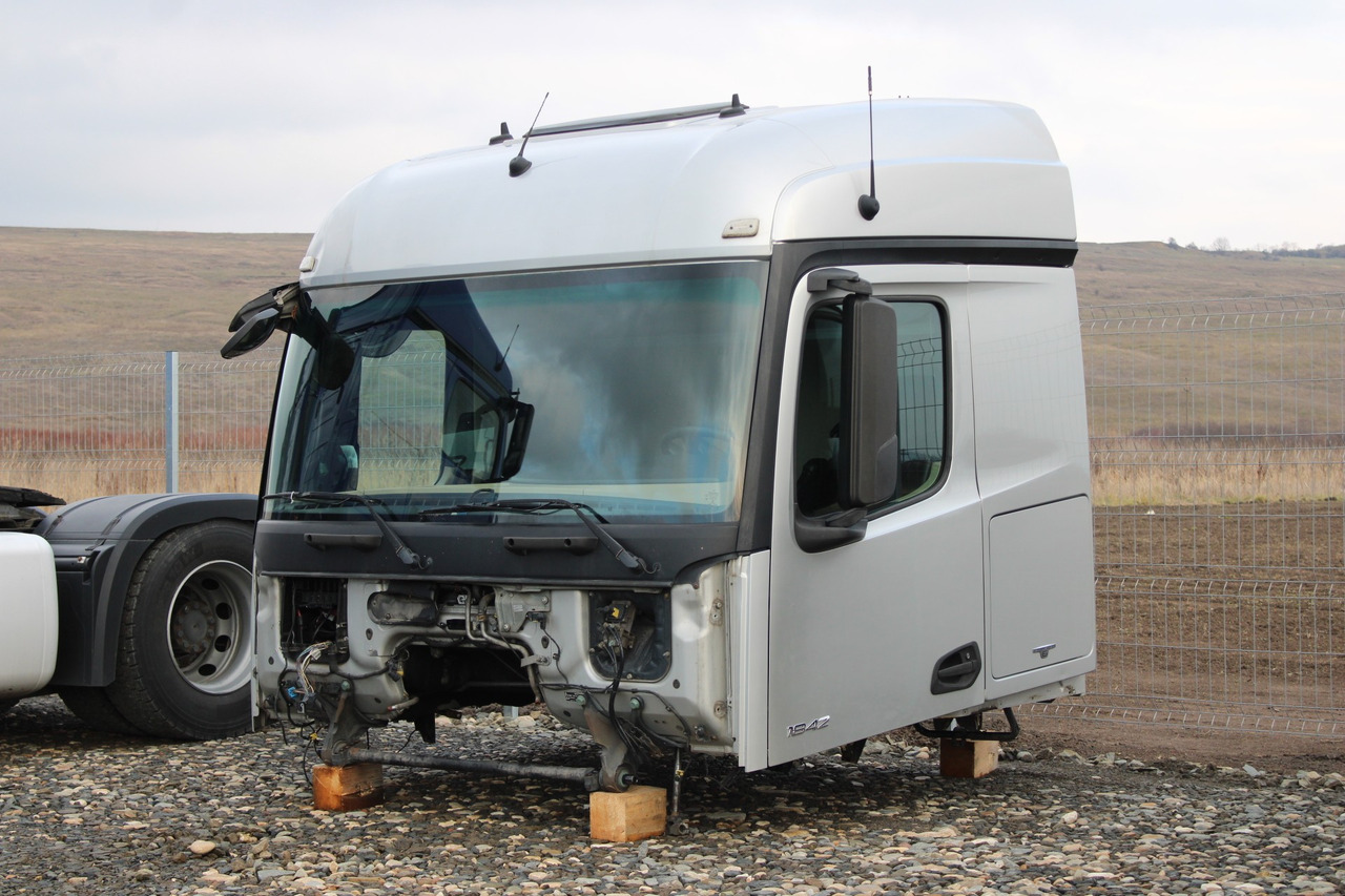 CABINA MERCEDES ACTROS MP4 STREAMSPACE 2.5 - Førerhus for Lastebil: bilde 3 CABINA MERCEDES ACTROS MP4 STREAMSPACE 2.5 - Førerhus for Lastebil: bilde 3