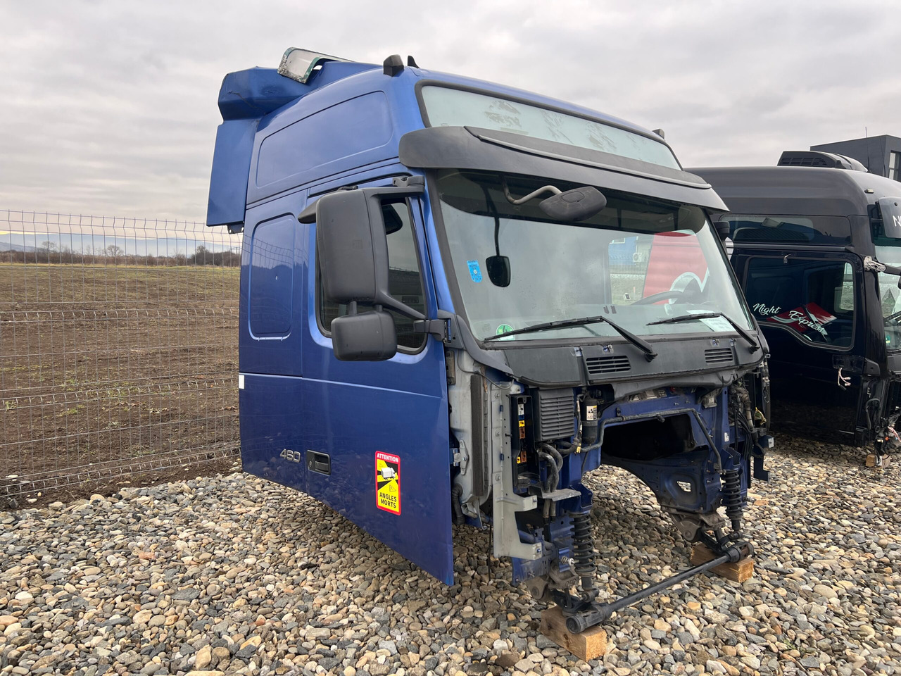 CABINA VOLVO FH13 GLOBETROTTER L2H2 - Førerhus for Lastebil: bilde 3 CABINA VOLVO FH13 GLOBETROTTER L2H2 - Førerhus for Lastebil: bilde 3