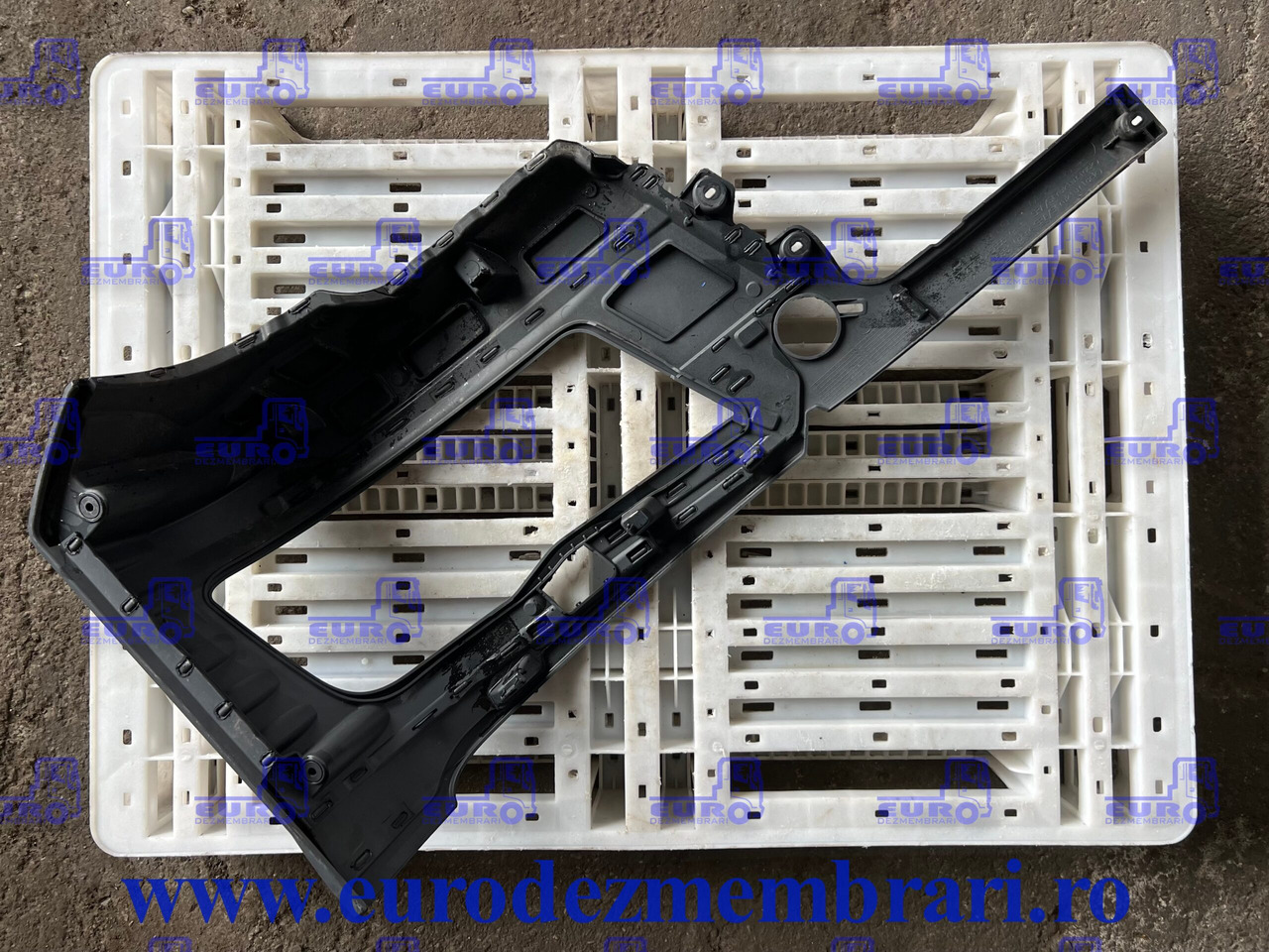 CARCASA FAR STANGA MAN TGX TG3 81.41610.5855 - Karosseri og eksteriør for Lastebil: bilde 2 CARCASA FAR STANGA MAN TGX TG3 81.41610.5855 - Karosseri og eksteriør for Lastebil: bilde 2