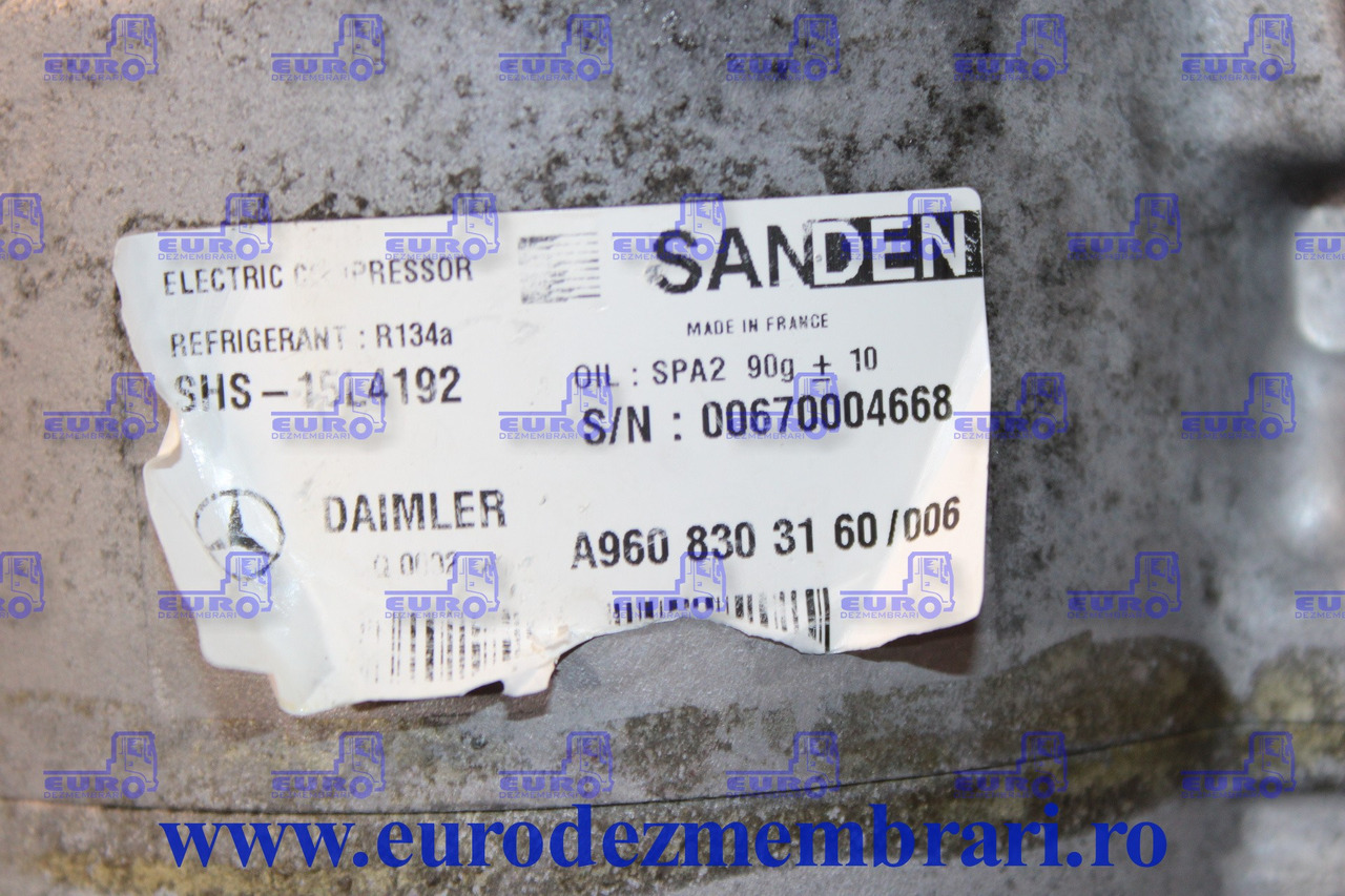 COMPRESOR CLIMA STATIONARE MERCEDES ACTROS MP4 A9608303160 - A/C kompressor for Lastebil: bilde 2 COMPRESOR CLIMA STATIONARE MERCEDES ACTROS MP4 A9608303160 - A/C kompressor for Lastebil: bilde 2