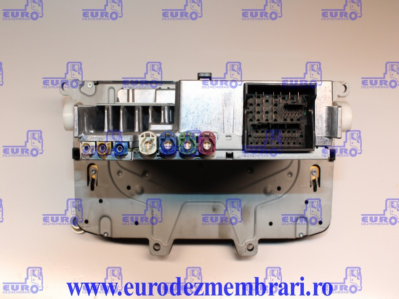 ELEMENT BORD UNITATE MULTIMEDIA SCANIA NGS 2583774, 2594721, 2735760, 2635711, 2783088, 2819278, 2819281 - Instrumentpanel for Lastebil: bilde 2 ELEMENT BORD UNITATE MULTIMEDIA SCANIA NGS 2583774, 2594721, 2735760, 2635711, 2783088, 2819278, 2819281 - Instrumentpanel for Lastebil: bilde 2