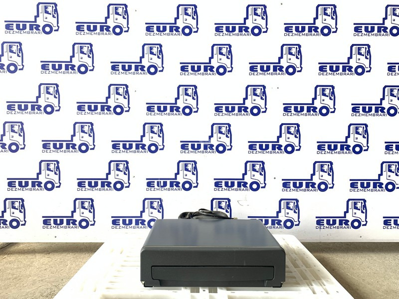 FRIGIDER SCANIA P G 1906068, 2409027, 2540273 - Førerhus og interiør for Lastebil: bilde 1 FRIGIDER SCANIA P G 1906068, 2409027, 2540273 - Førerhus og interiør for Lastebil: bilde 1