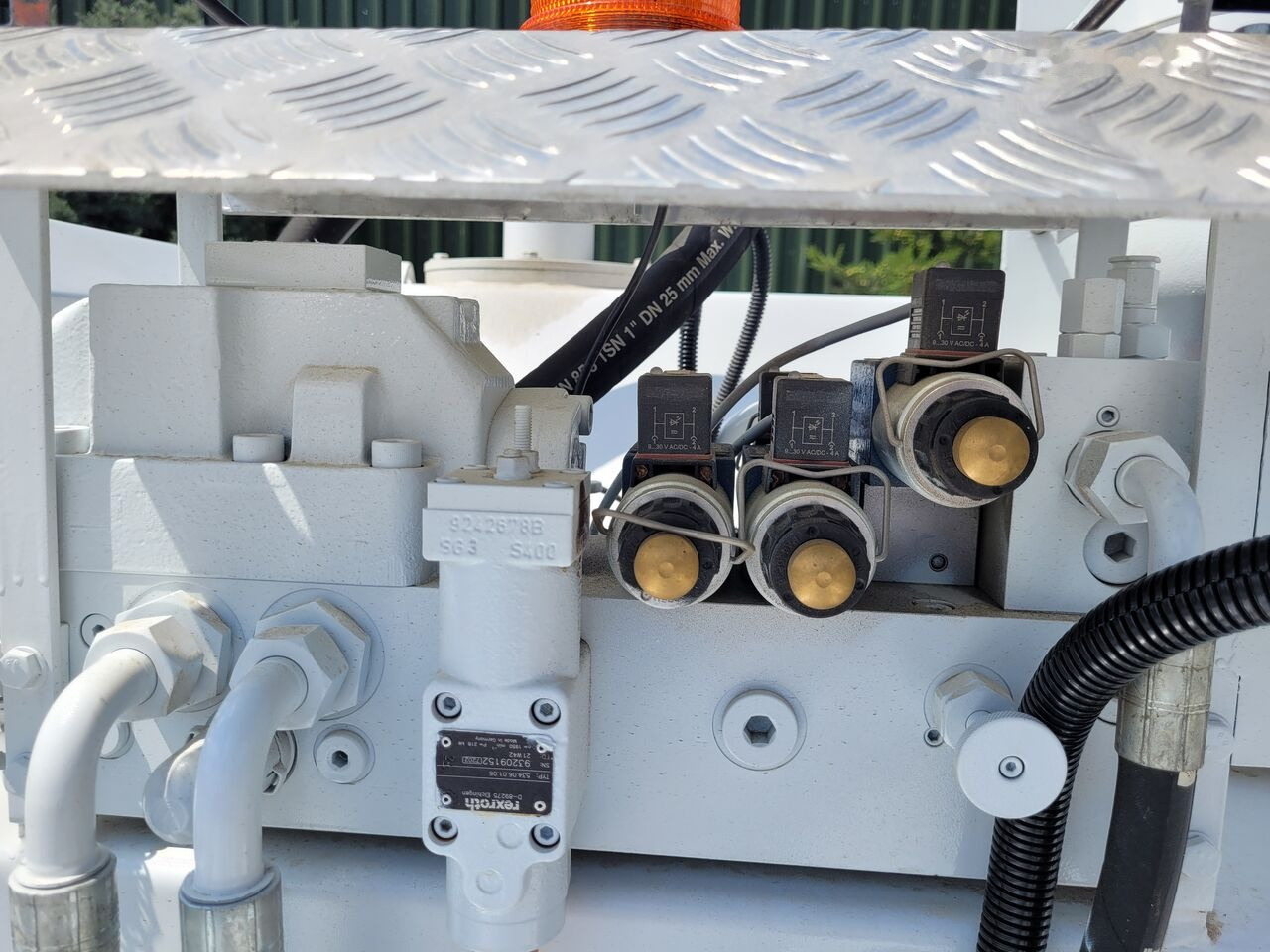 Ny Betongpumpe MERCEDES-BENZ New BMS BLP 14-09 on chassis: bilde 12