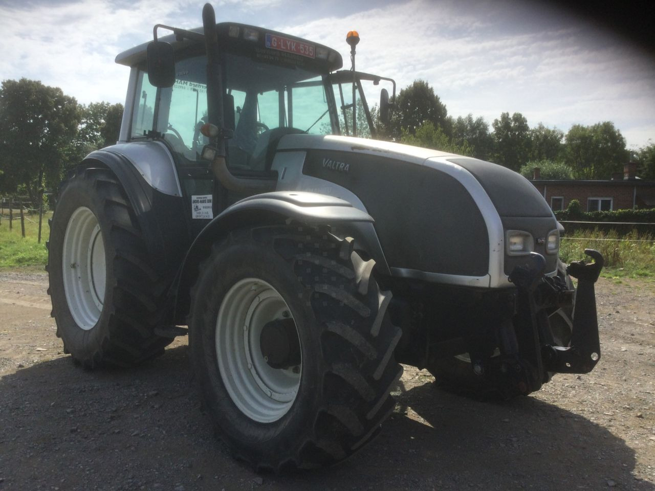 Valtra T190 - Traktor: bilde 1 Valtra T190 - Traktor: bilde 1