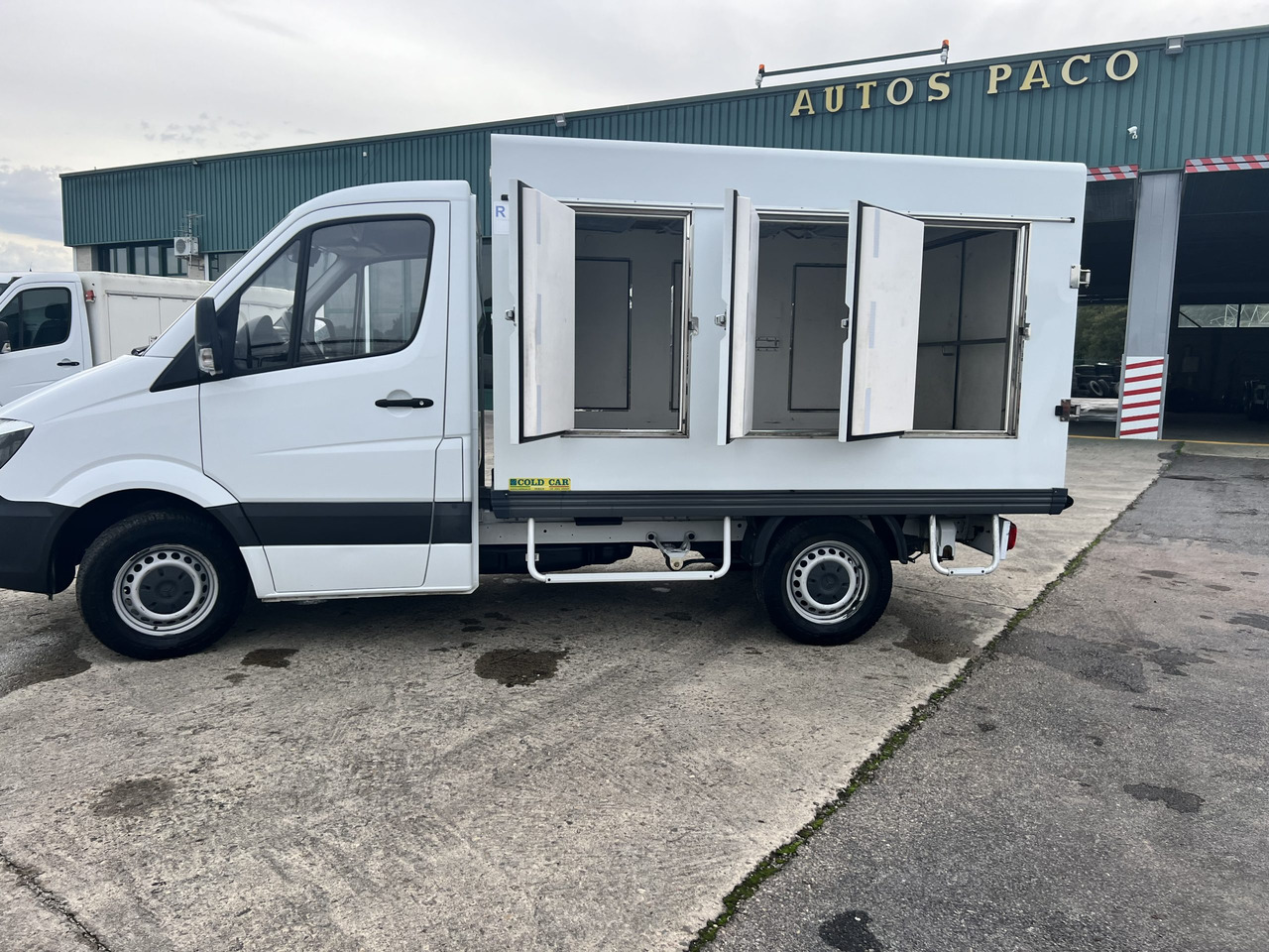 CAMION HELADERO 3.5T MERCEDES SPRINTER - Kjølebil: bilde 3 CAMION HELADERO 3.5T MERCEDES SPRINTER - Kjølebil: bilde 3