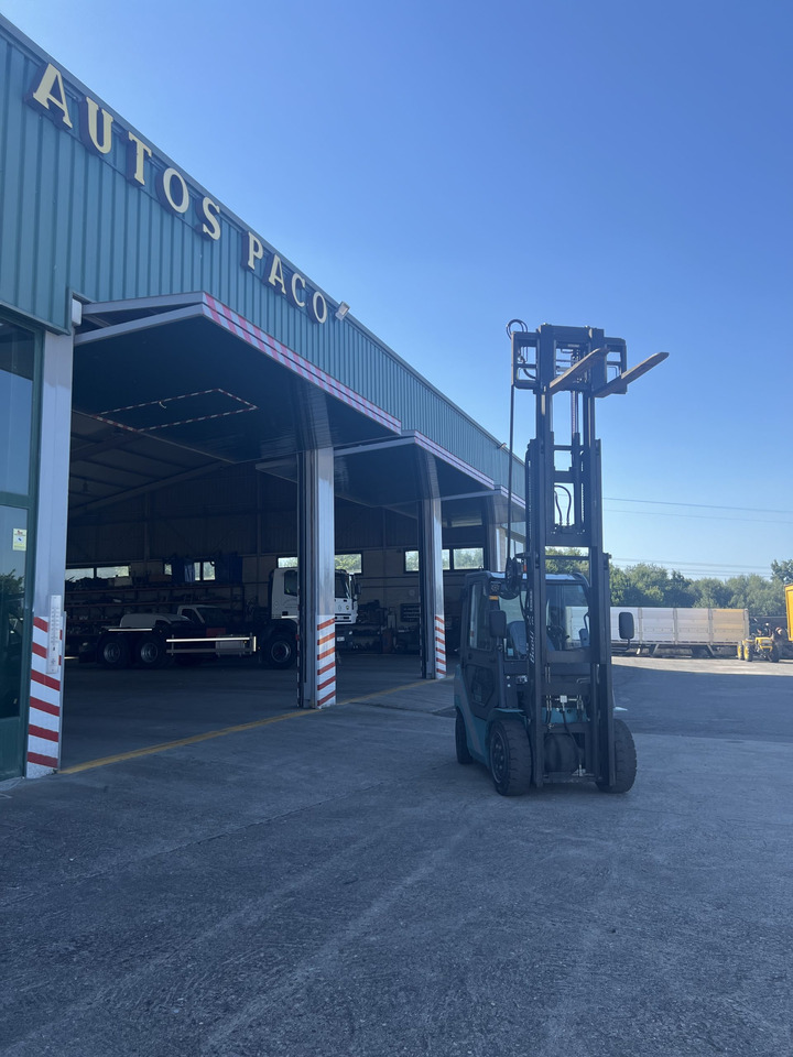 CARRETILLA TRIPLE MASTIL BAOLI - Dieseltruck: bilde 1 CARRETILLA TRIPLE MASTIL BAOLI - Dieseltruck: bilde 1
