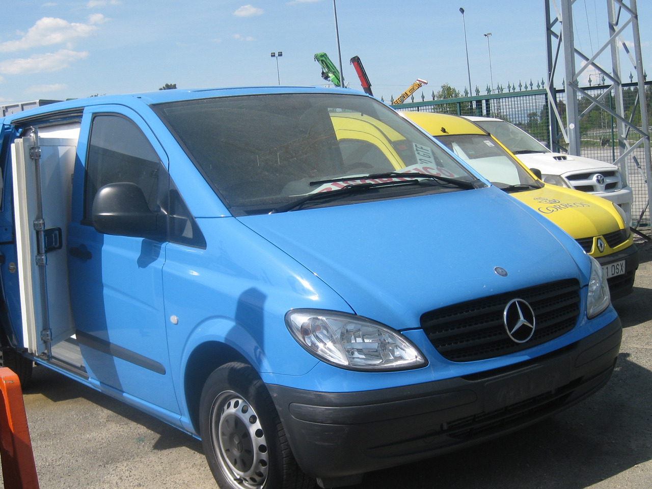FURGONETA FRIGORIFICA MERCEDES VITO111 CDI - Kjølebil: bilde 2 FURGONETA FRIGORIFICA MERCEDES VITO111 CDI - Kjølebil: bilde 2