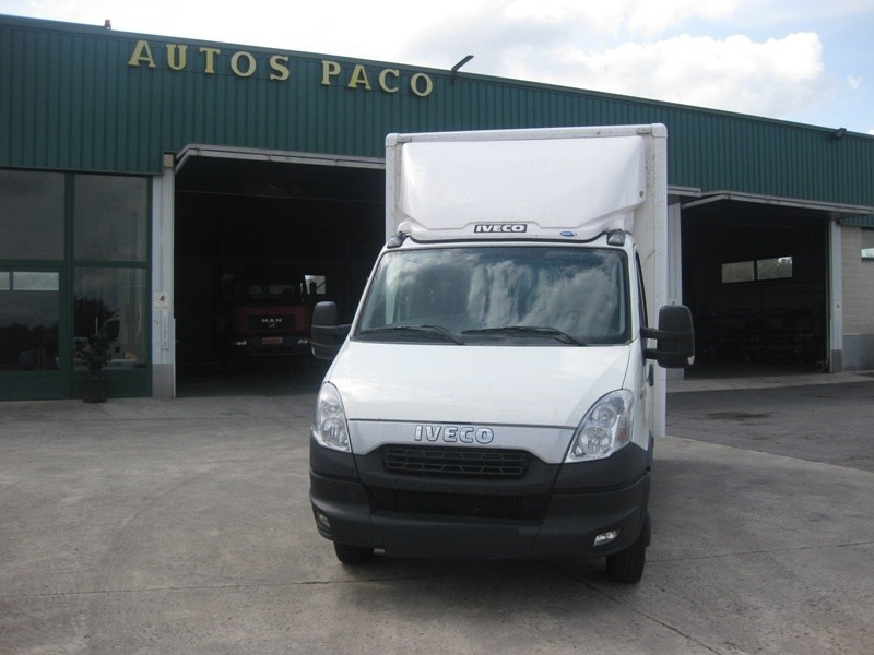 IVECO 35C15 CAJA CERRADA - Varebil med skap: bilde 1 IVECO 35C15 CAJA CERRADA - Varebil med skap: bilde 1