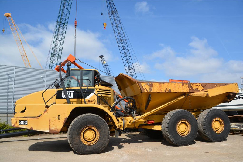 Cat 735 - Rammestyrt dumper: bilde 1 Cat 735 - Rammestyrt dumper: bilde 1