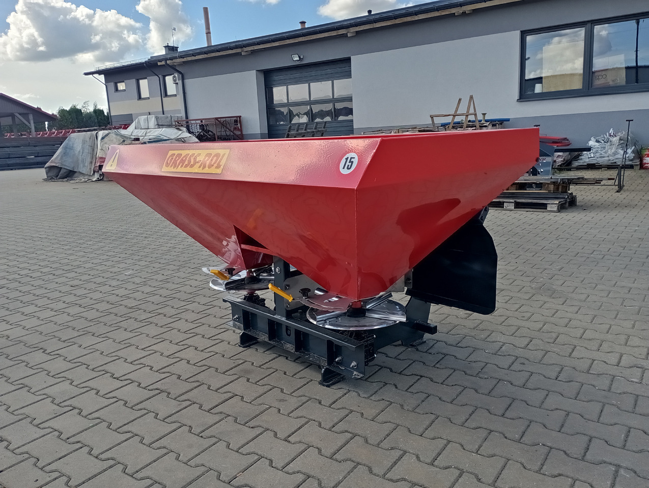 Grass Rol Rozsiewacz nawozów Junior 1200 l/ Düngerstreuer 1200l/ Fertilizer spreader 1200 - Gjødselspreder: bilde 3 Grass Rol Rozsiewacz nawozów Junior 1200 l/ Düngerstreuer 1200l/ Fertilizer spreader 1200 - Gjødselspreder: bilde 3