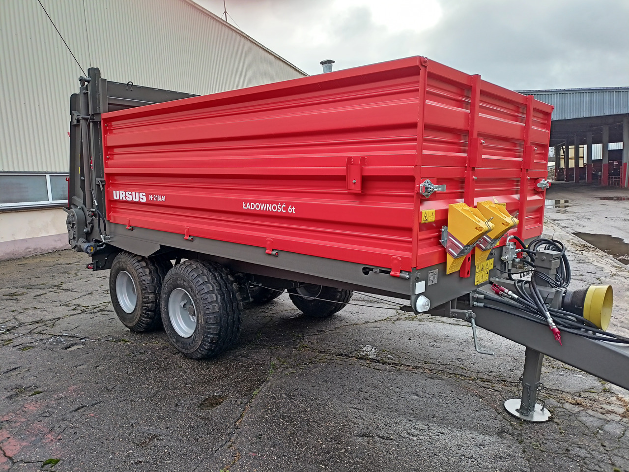 Ursus Rozrzutnik obornika 6 t / Разбрасыватель навоза / Miststreuer / Manure spreader 6 t - Husdyrgjødselspreder: bilde 3 Ursus Rozrzutnik obornika 6 t / Разбрасыватель навоза / Miststreuer / Manure spreader 6 t - Husdyrgjødselspreder: bilde 3