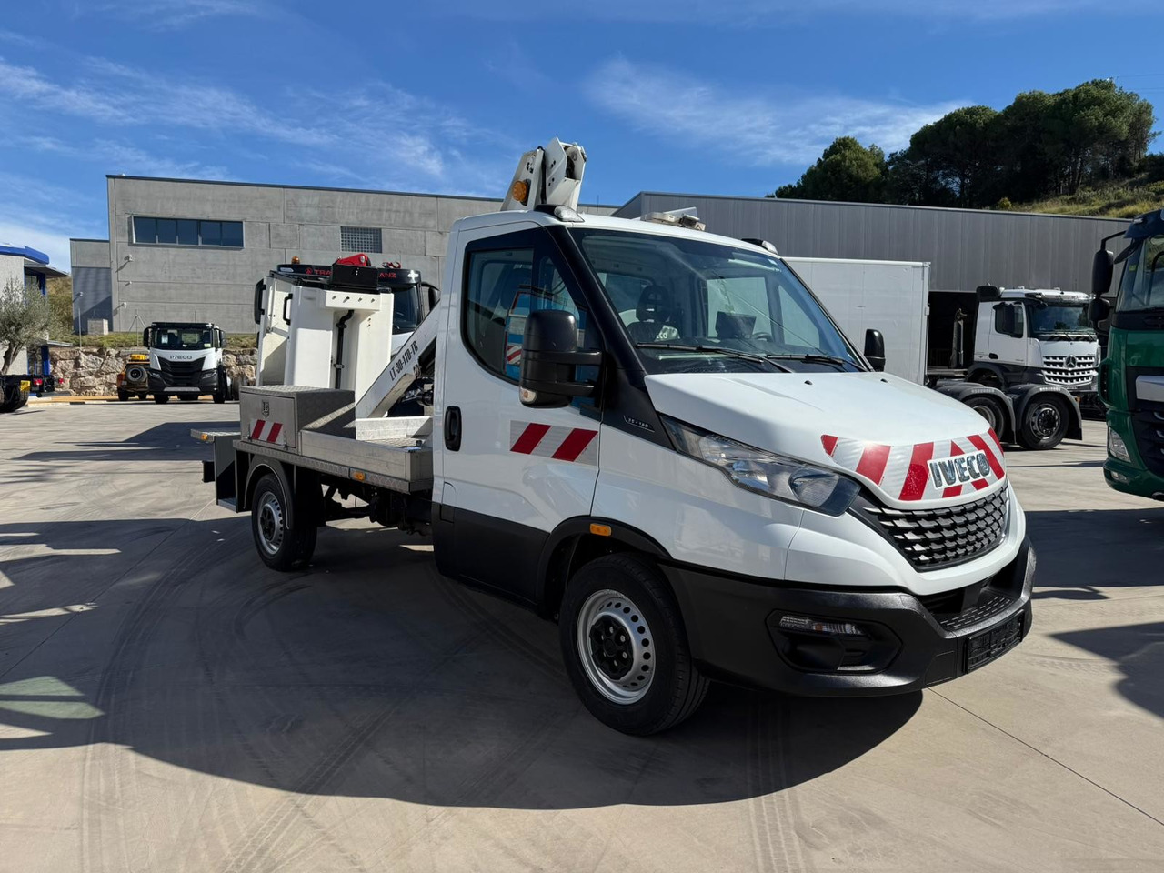 IVECO 35S14 Daily E6 (Basket) - Billift: bilde 2 IVECO 35S14 Daily E6 (Basket) - Billift: bilde 2