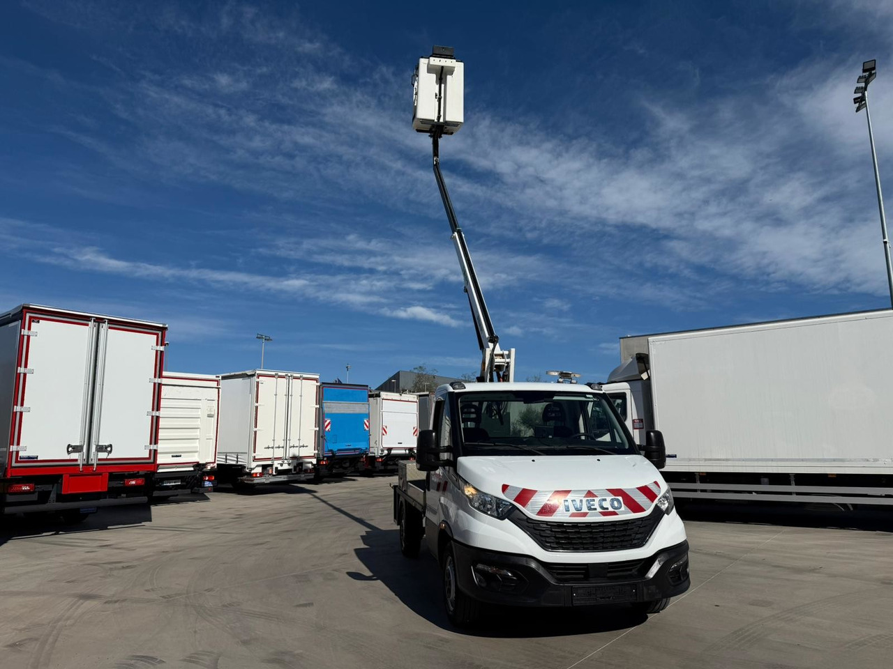 IVECO 35S14 Daily E6 (Basket) - Billift: bilde 4 IVECO 35S14 Daily E6 (Basket) - Billift: bilde 4