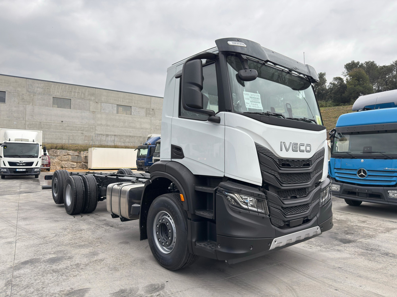 IVECO AD280X46 YPS ON X-Way E6 (Chassis) - Chassis lastebil: bilde 2 IVECO AD280X46 YPS ON X-Way E6 (Chassis) - Chassis lastebil: bilde 2