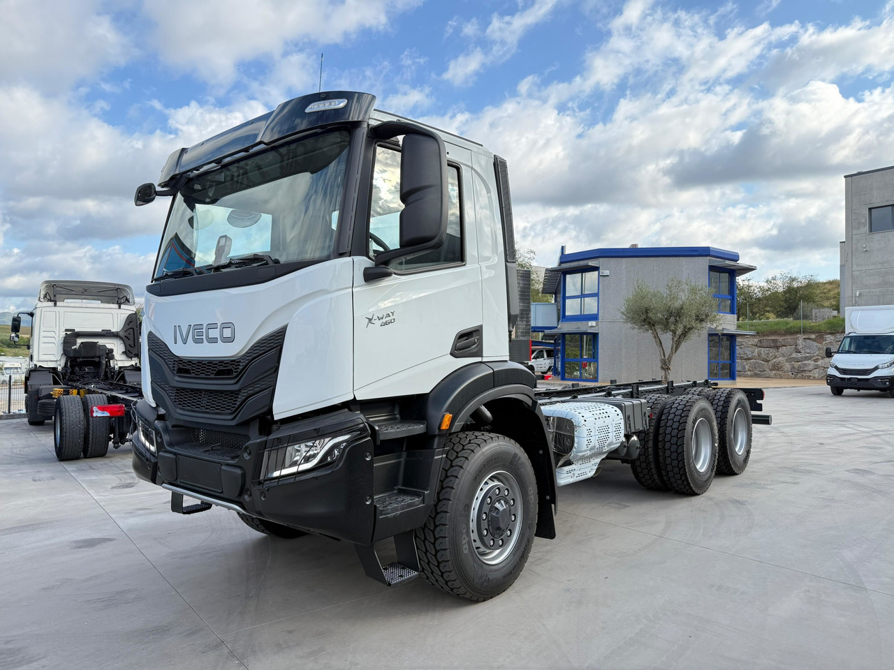 IVECO AD300X46Z OFF X-Way E6 (Chassis) - Chassis lastebil: bilde 1 IVECO AD300X46Z OFF X-Way E6 (Chassis) - Chassis lastebil: bilde 1