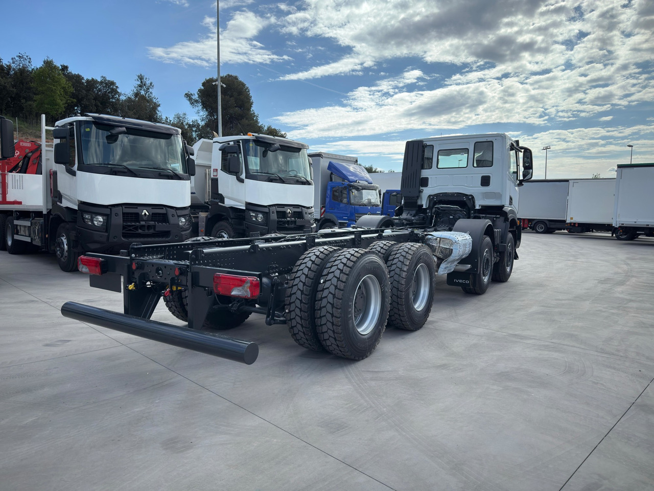 IVECO AD410T50 T-WAY 8x4 E6 (Chassis) - Chassis lastebil: bilde 5 IVECO AD410T50 T-WAY 8x4 E6 (Chassis) - Chassis lastebil: bilde 5