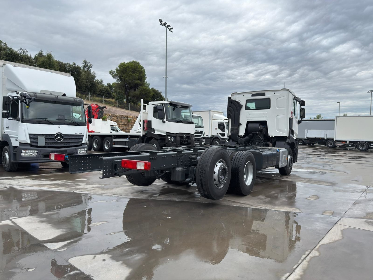 RENAULT C380.26 E6 (Chassis) - Chassis lastebil: bilde 2 RENAULT C380.26 E6 (Chassis) - Chassis lastebil: bilde 2