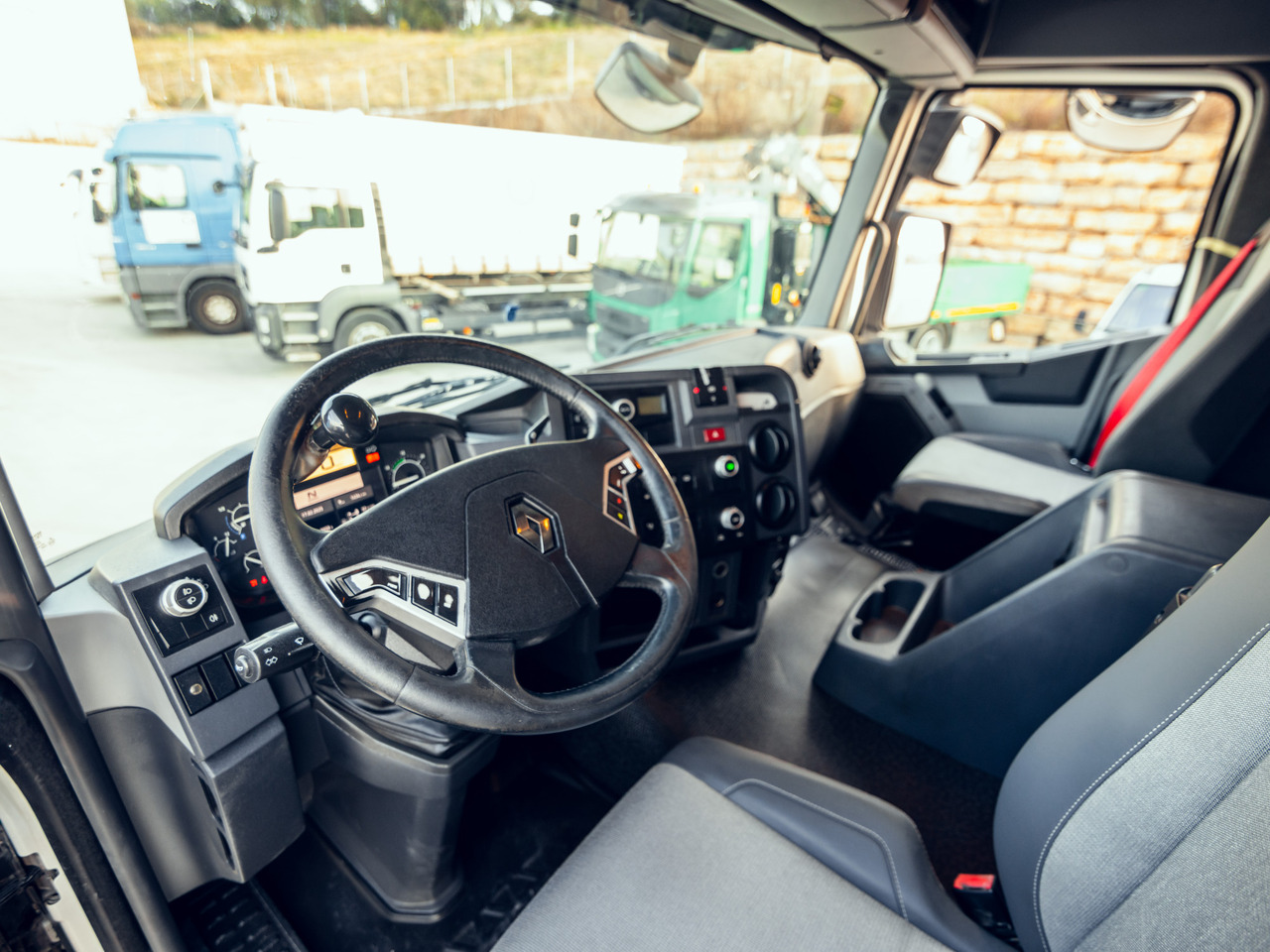 RENAULT C460 E6 (Chassis) - Chassis lastebil: bilde 5 RENAULT C460 E6 (Chassis) - Chassis lastebil: bilde 5