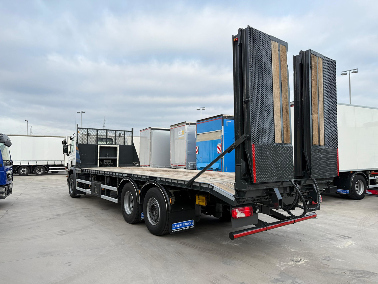 SCANIA P410 E6 (Machinery Carrier) - Transporter lastebil: bilde 4 SCANIA P410 E6 (Machinery Carrier) - Transporter lastebil: bilde 4