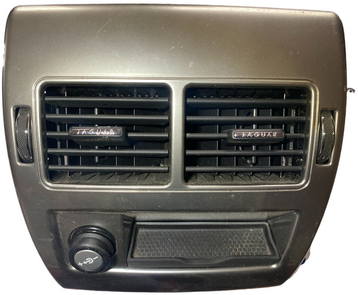 Jaguar XF250 - Instrumentpanel: bilde 1 Jaguar XF250 - Instrumentpanel: bilde 1