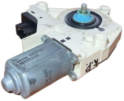 MAN - Vindusheis: bilde 4 MAN - Vindusheis: bilde 4